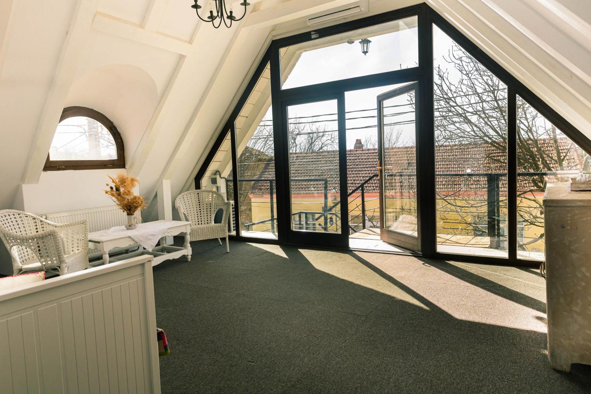 Отель Casa Thea Cheile Nerei Socolari Экстерьер фото