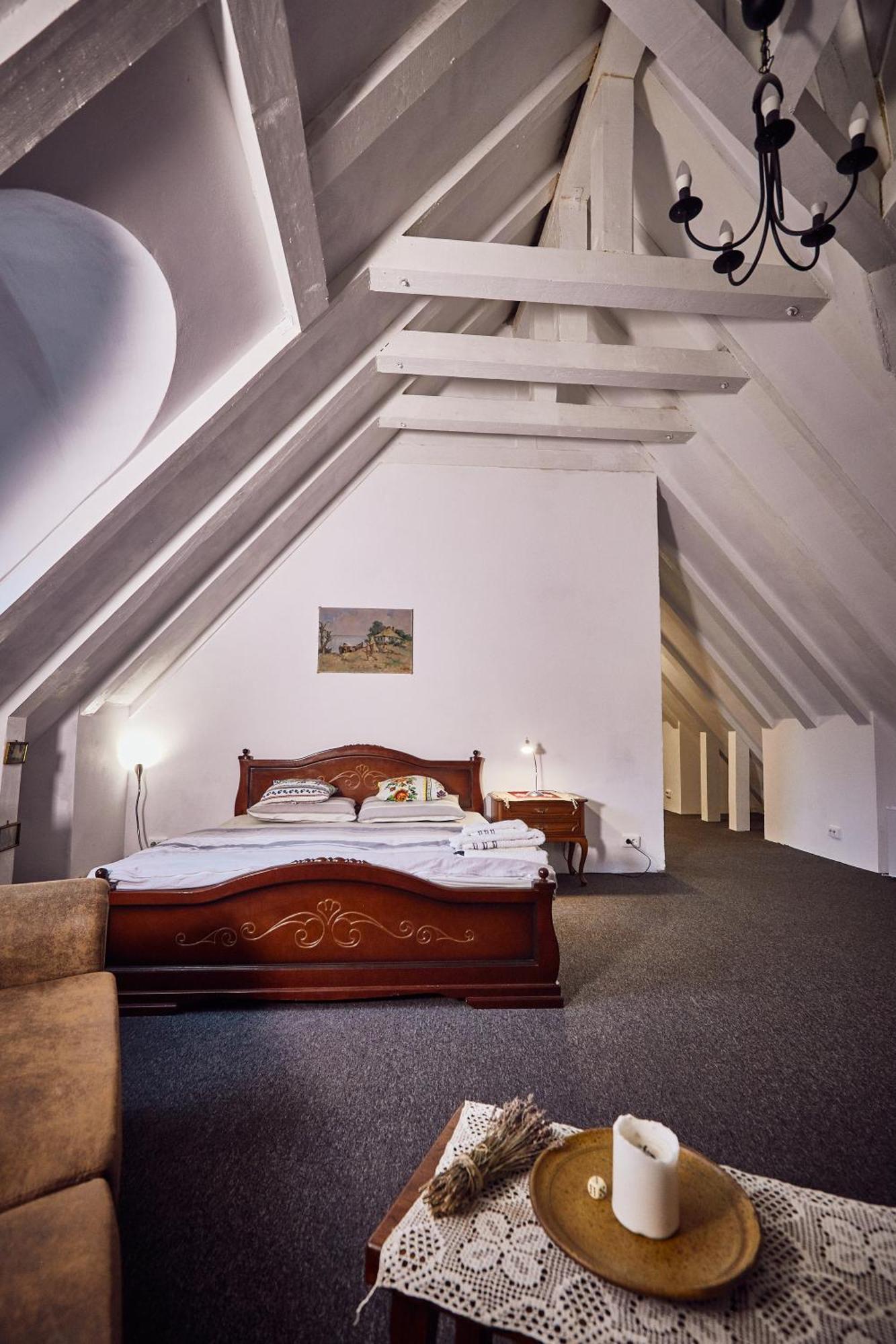 Отель Casa Thea Cheile Nerei Socolari Экстерьер фото