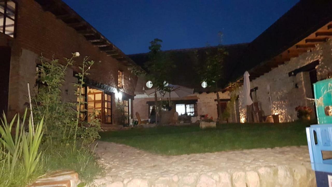 Отель Casa Thea Cheile Nerei Socolari Экстерьер фото